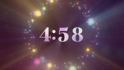 Christmas Glow Wreath Countdown