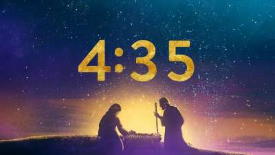 Radiant Christmas Countdown 01